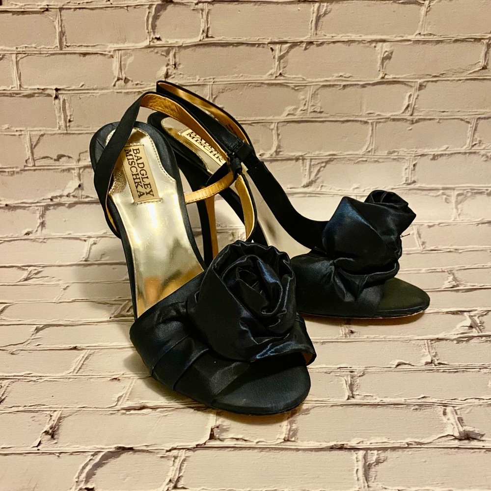 EUC Badgley Mischka Larissa Sandal